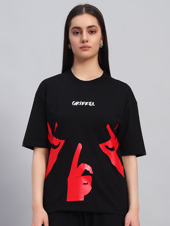 THREE HANDS OVERSIZED T-SHIRT👌🏻 – griffel