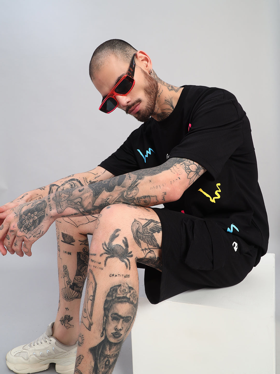 COLOR THREAD OVERSIZED T-SHIRT