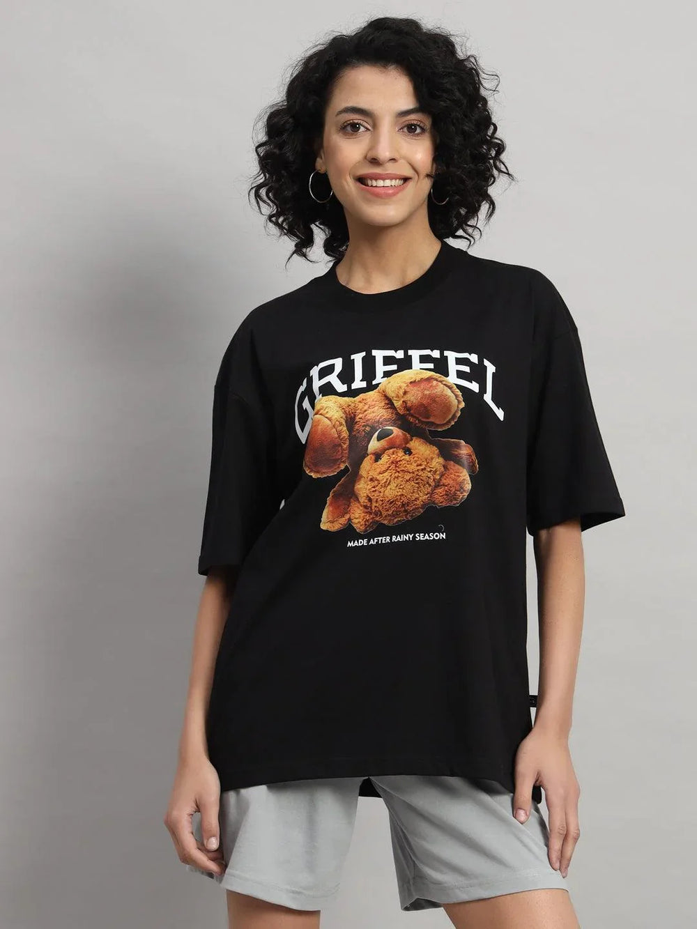 upside down bear Oversized T-shirt - griffel