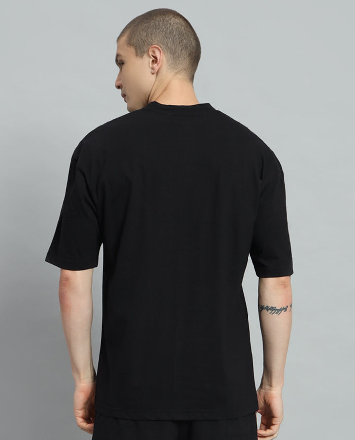 MOTION  Black Oversized T-Shirt