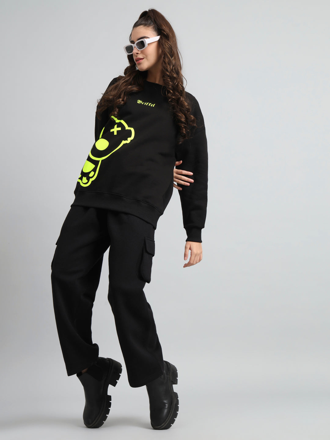 Griffel Women's Black Teddy Print Oversized Round Neck 100% Cotton Fleece Sweatshirt