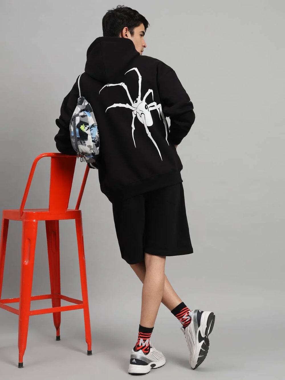Griffel Men's Black Front Logo Back Spider Print Oversized Fleece Hoodie Sweatshirt - griffel