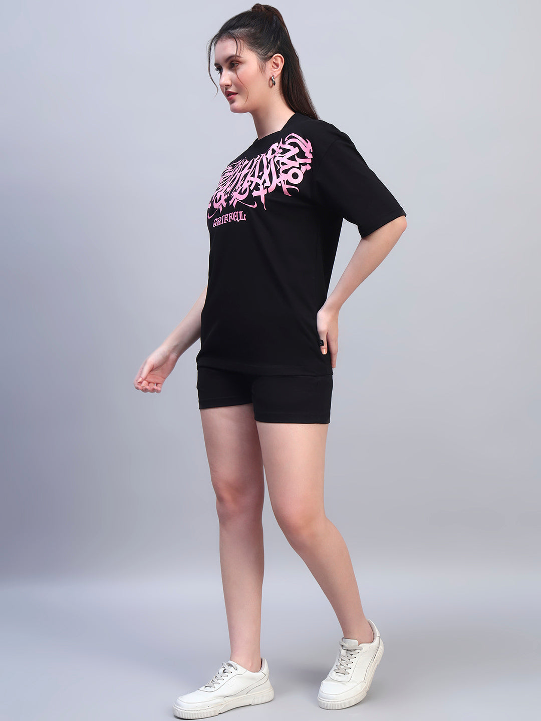 KOREAN GRIFFEL OVERSIZED T-SHIRT