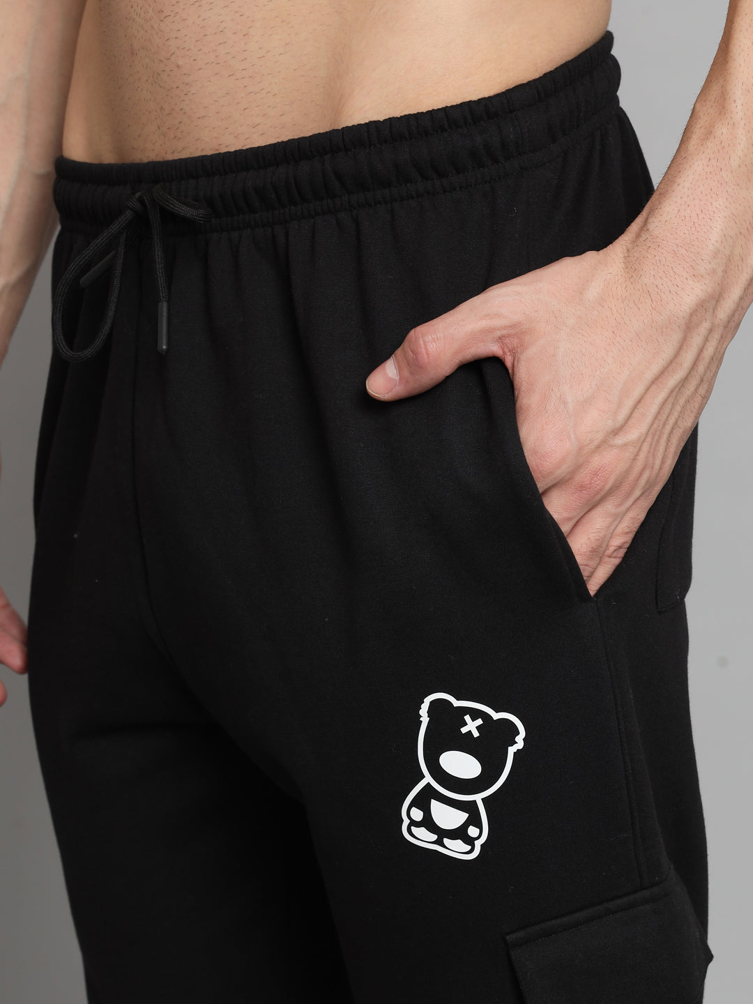 GRIFFEL Men Fleece 6 Pocket Front Logo Black Teddy Printed Trackpants - griffel