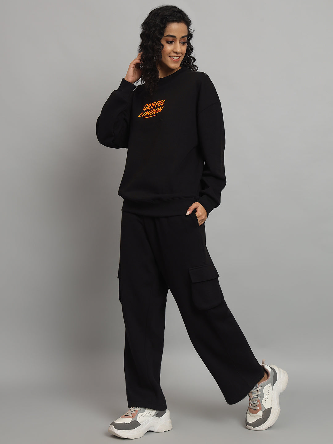 Griffel Women Oversized WHO ARE YOU TO JUDGE Print Fit Basic Round Neck 100% Cotton Fleece Black Tracksuit - griffel