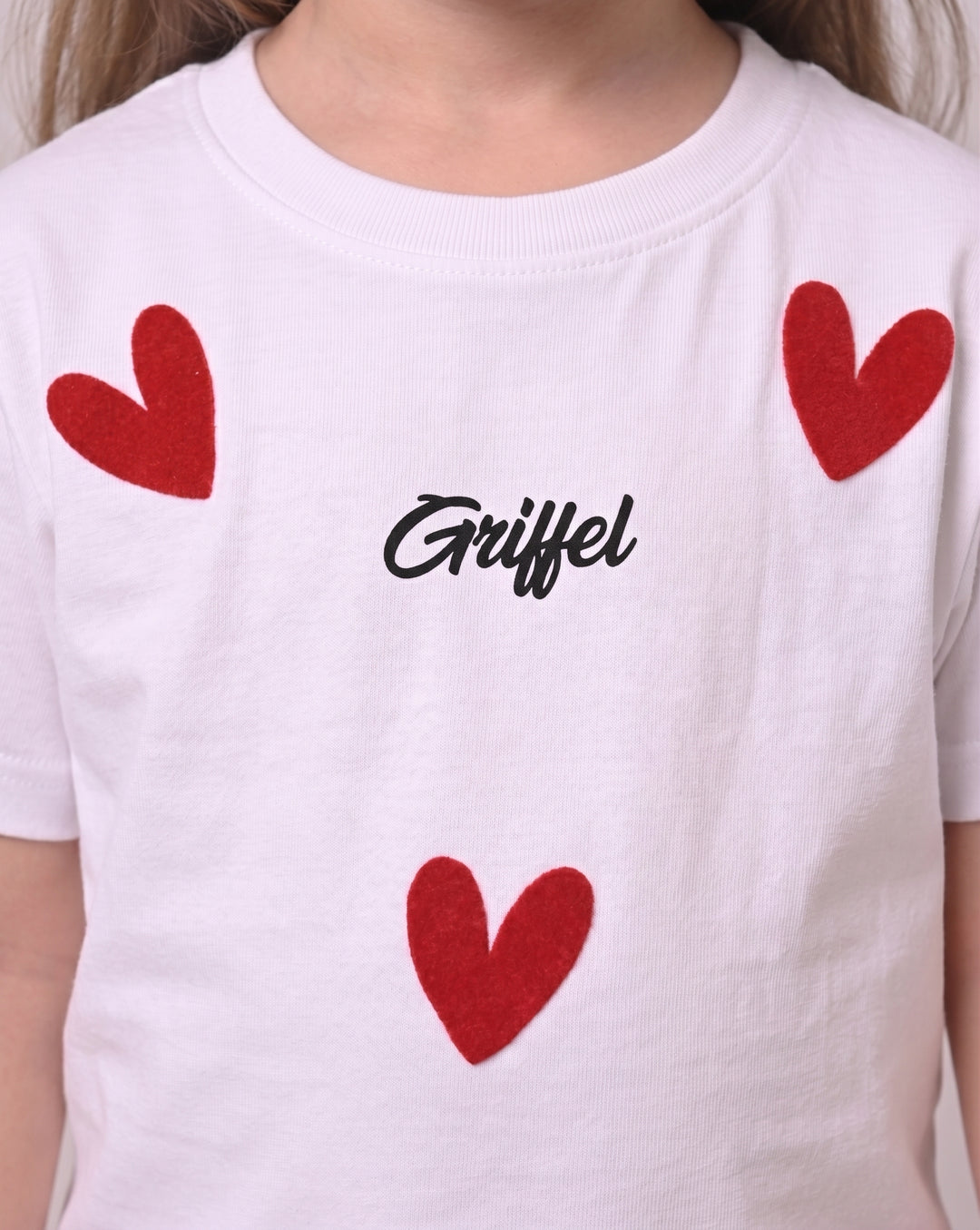 ALL OVER HEARTS GIRLS OVERSIZED T-SHIRT AND SHORTS SET ♥️