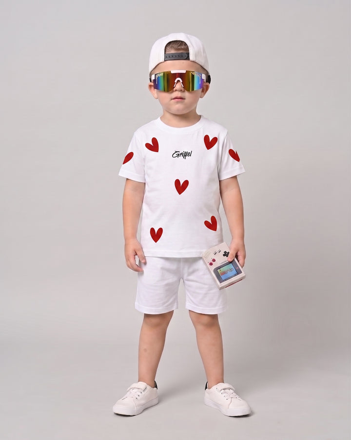 ALL OVER HEARTS BOYS WHITE OVERSIZED T-SHIRT AND SHORTS SET ♥️