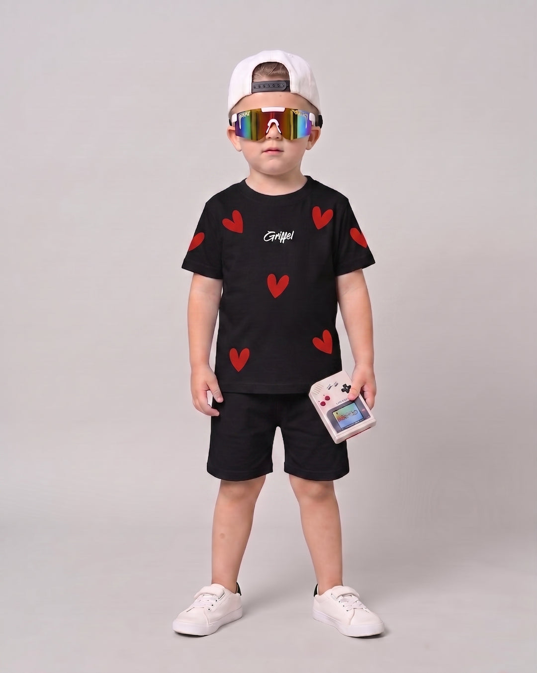 ALL OVER HEARTS BOYS OVERSIZED T-SHIRT AND SHORTS SET ♥️