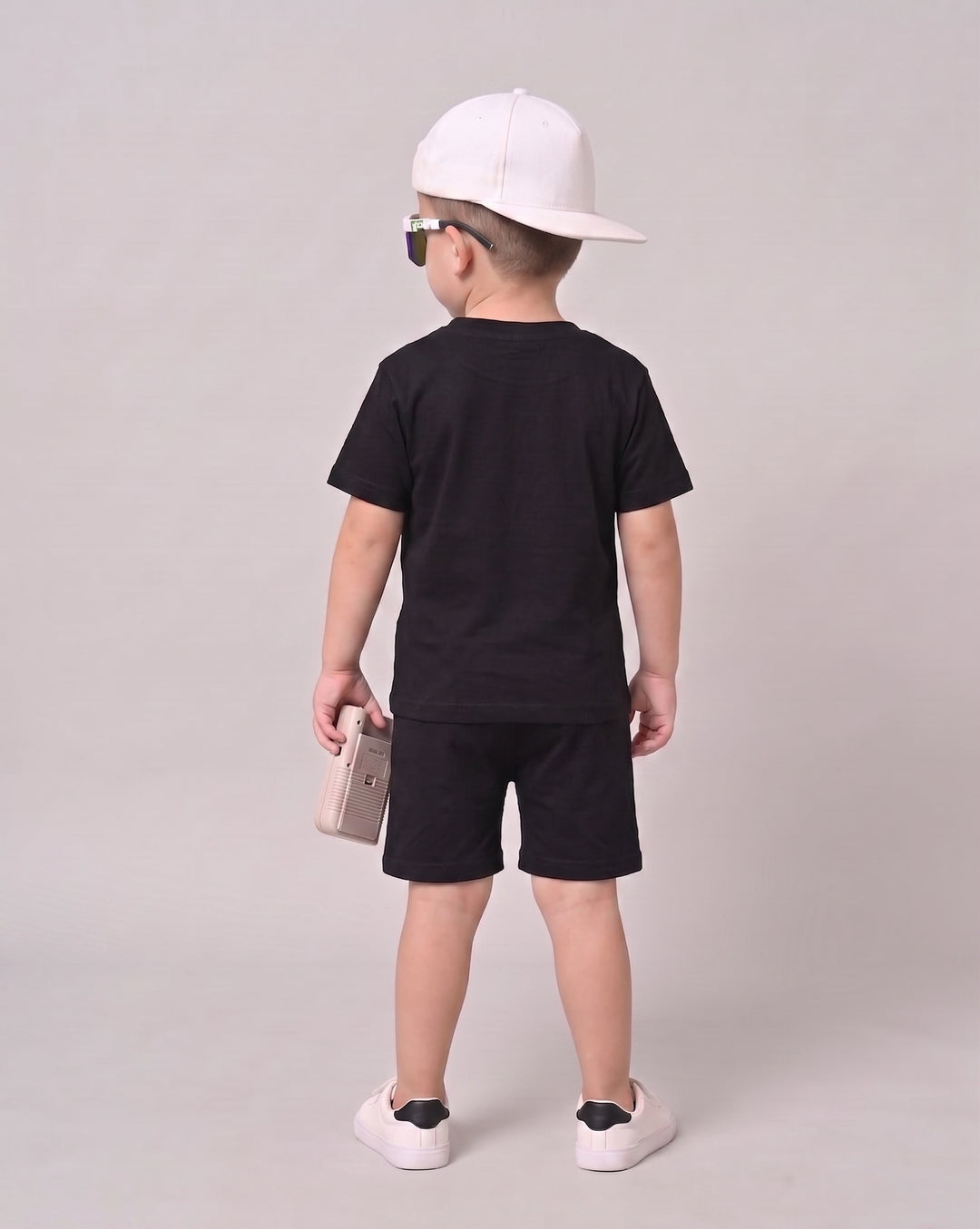 ALL OVER HEARTS BOYS OVERSIZED T-SHIRT AND SHORTS SET ♥️